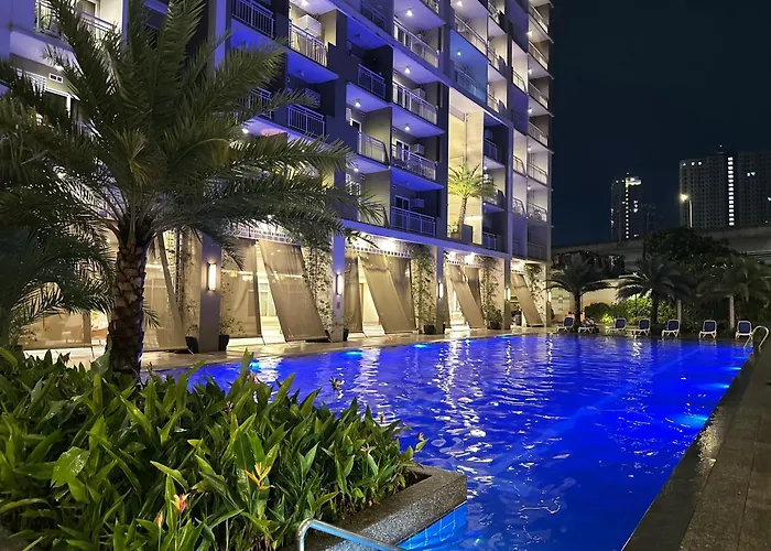 The Celandine Residences With Cities Skylines View Aparthotel Manila