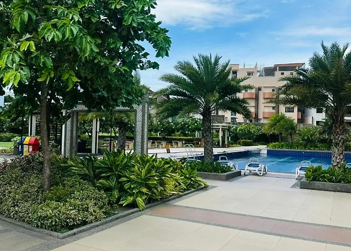 The Celandine Residences With Cities Skylines View Aparthotel Manila